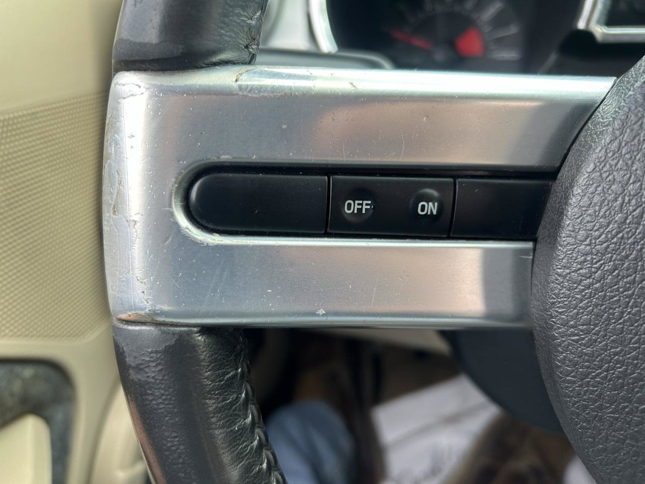Used 2006 Ford Mustang GT RWD image 14