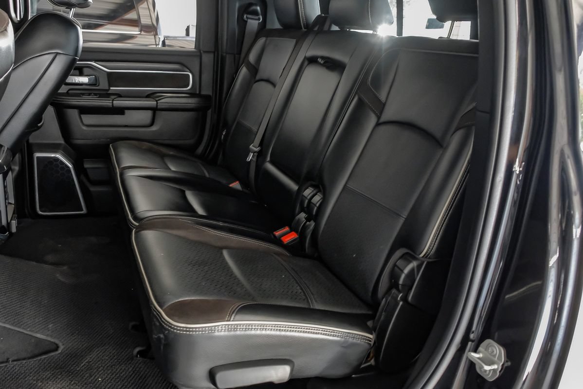 Used 2024 RAM 3500 Laramie w/ Night Edition AWD/4WD image 40