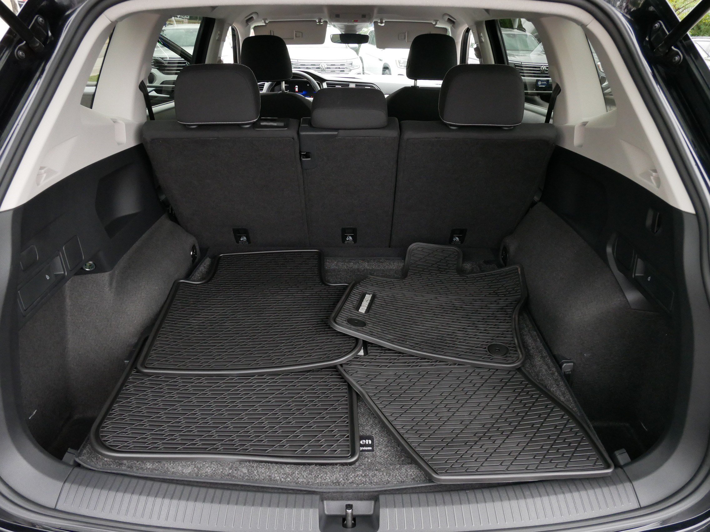 Certified 2024 Volkswagen Tiguan S AWD/4WD image 18