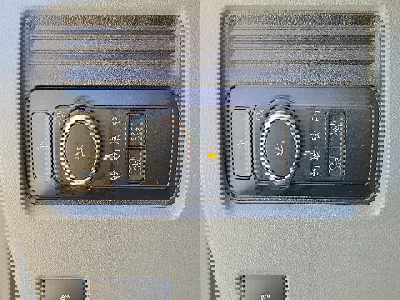 Used 2023 Ford F250 XLT image 30