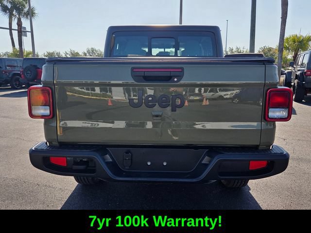Certified 2025 Jeep Gladiator Sport AWD/4WD image 6