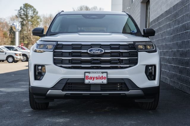 New 2026 Ford Explorer Active w/ Active Comfort Package image 3
