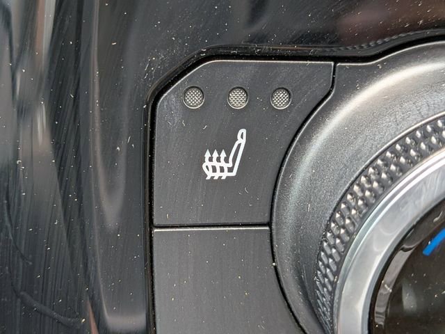 Used 2023 Toyota Highlander XLE image 26