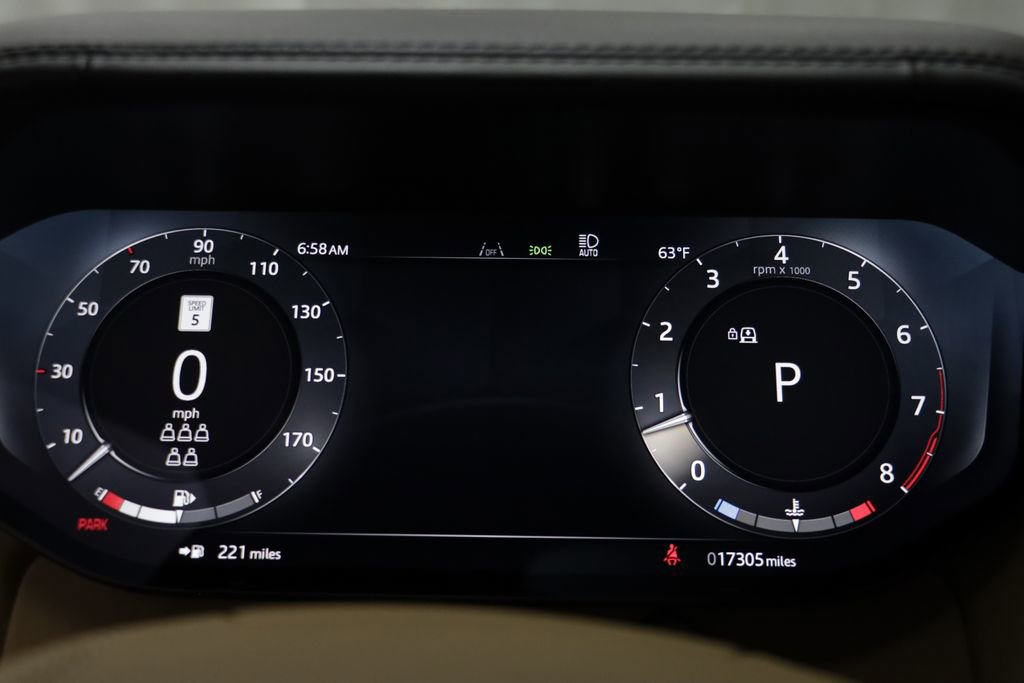Certified 2025 Land Rover Range Rover Long Wheelbase Autobiography AWD/4WD image 8