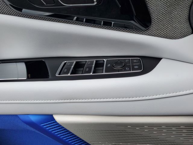 New 2025 Cadillac Optiq Luxury 1 w/ LPO, ONYX Package image 20