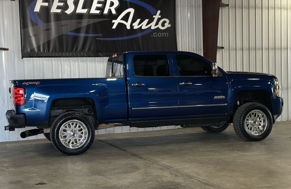 Used 2016 Chevrolet Silverado 2500 High Country w/ Duramax Plus Package image 59