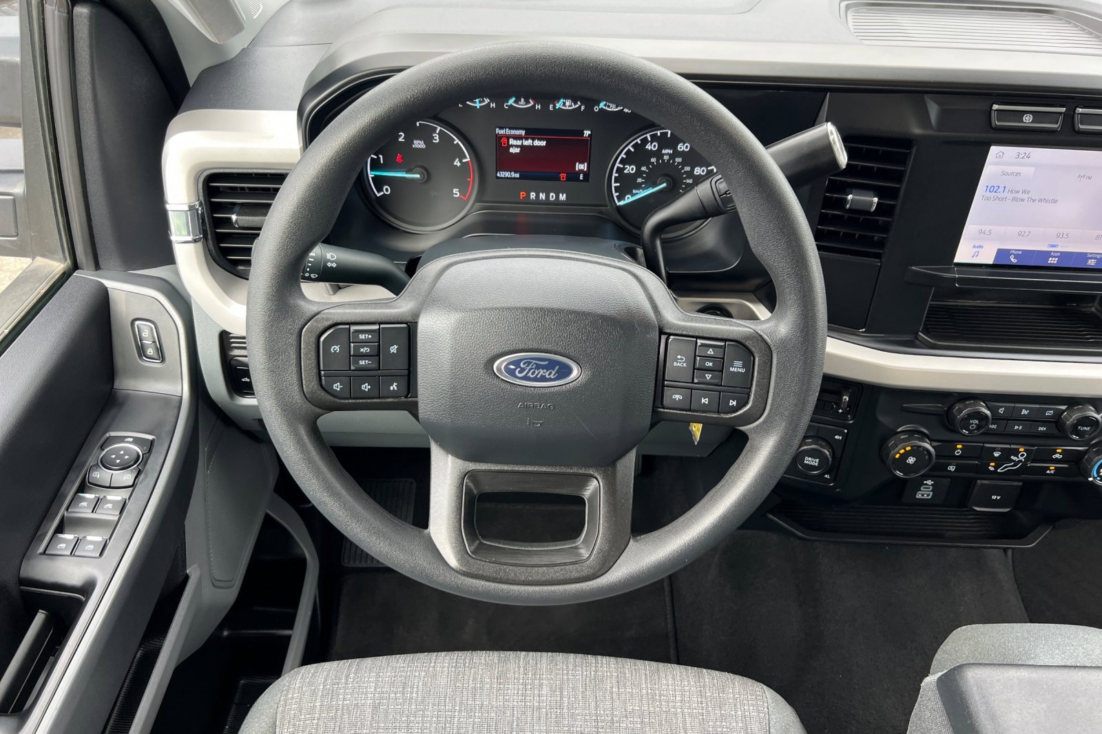 Certified 2024 Ford F350 XLT image 15