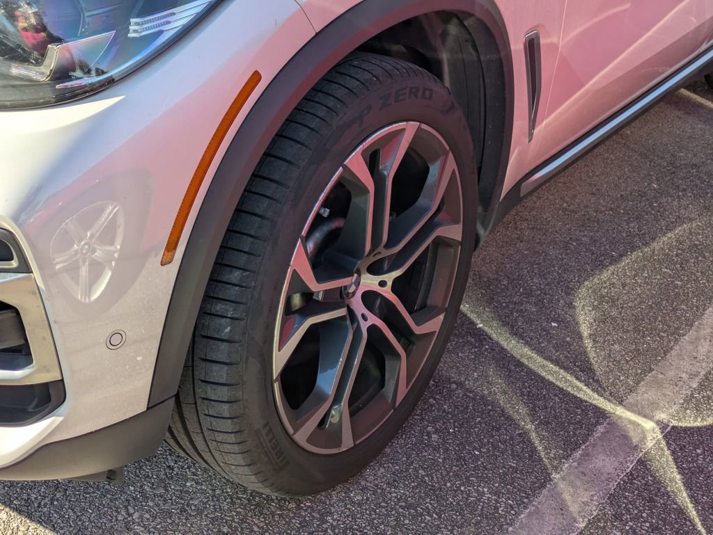 Used 2022 BMW X5 sDrive40i w/ Premium Package image 6