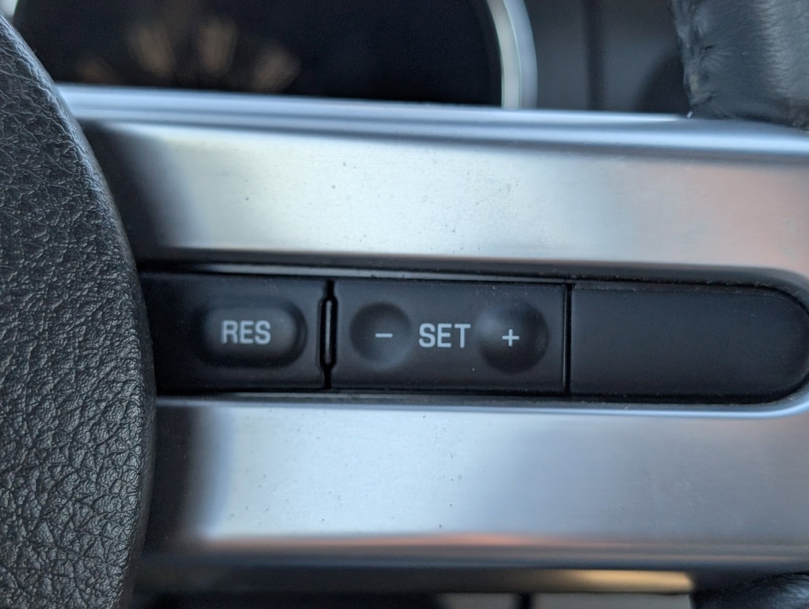 Used 2005 Ford Mustang Convertible image 10