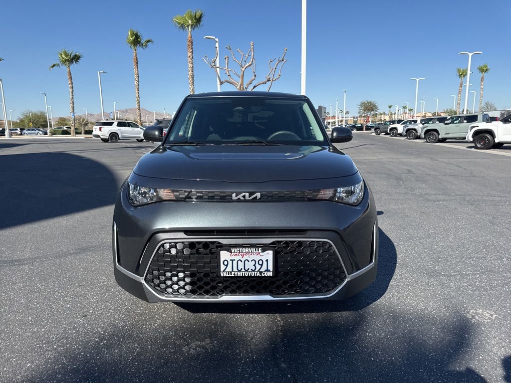 Used 2025 Kia Soul LX w/ LX Technology Package image 3
