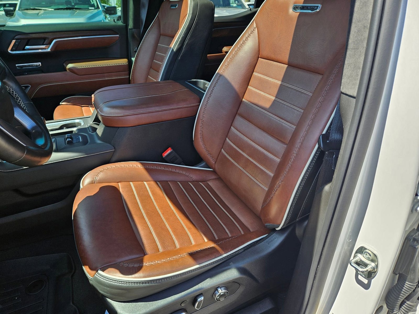 Used 2025 GMC Sierra 1500 Denali Ultimate image 21