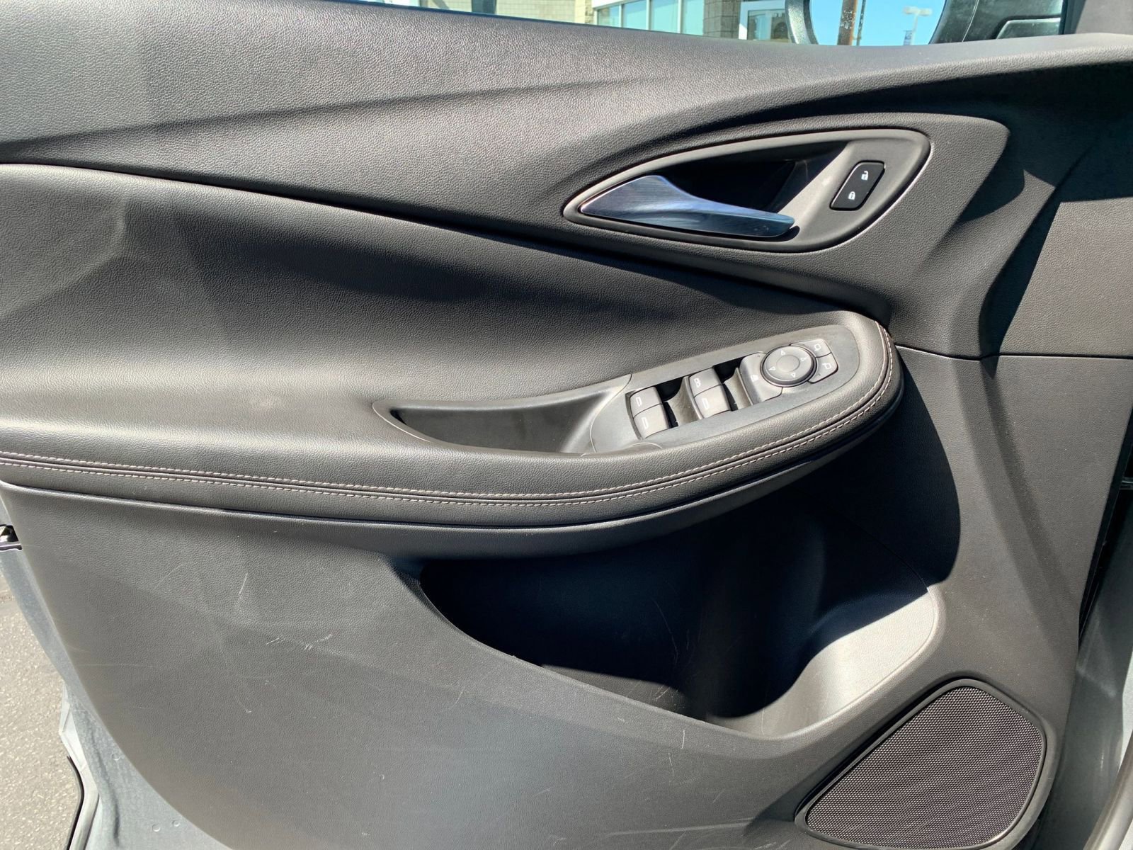 Used 2025 Buick Encore GX Preferred image 18