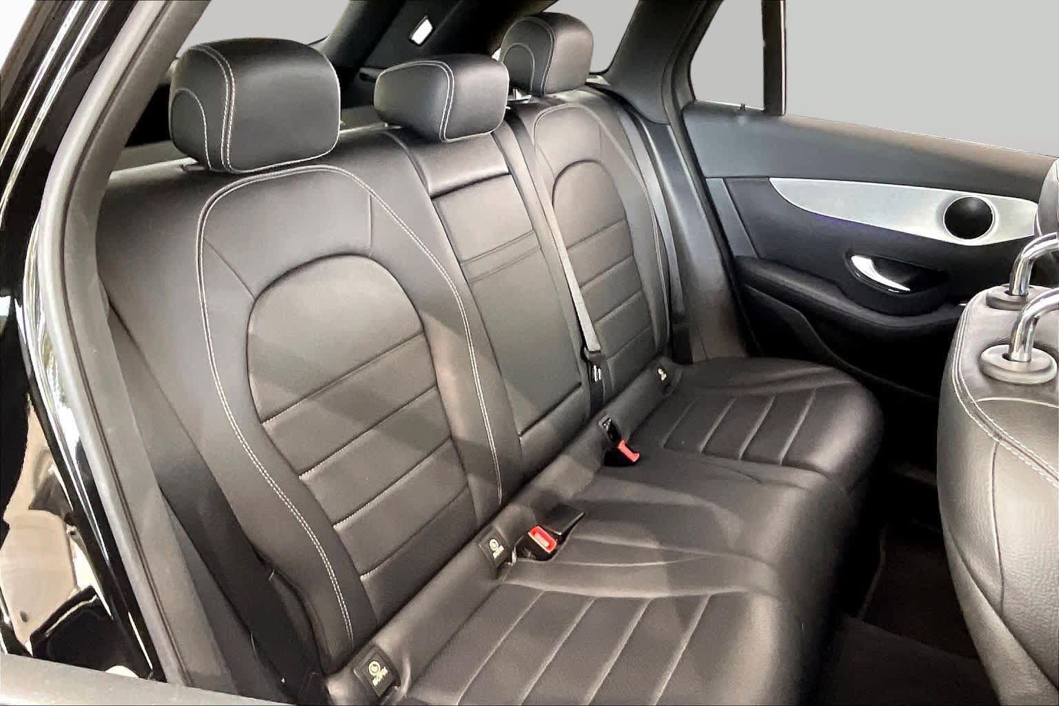 Used 2020 Mercedes-Benz GLC 300 image 19
