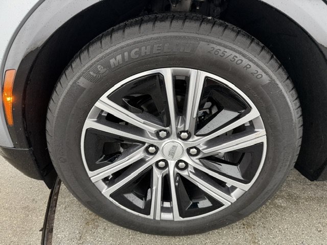 Used 2025 Cadillac Lyriq Luxury RWD image 7
