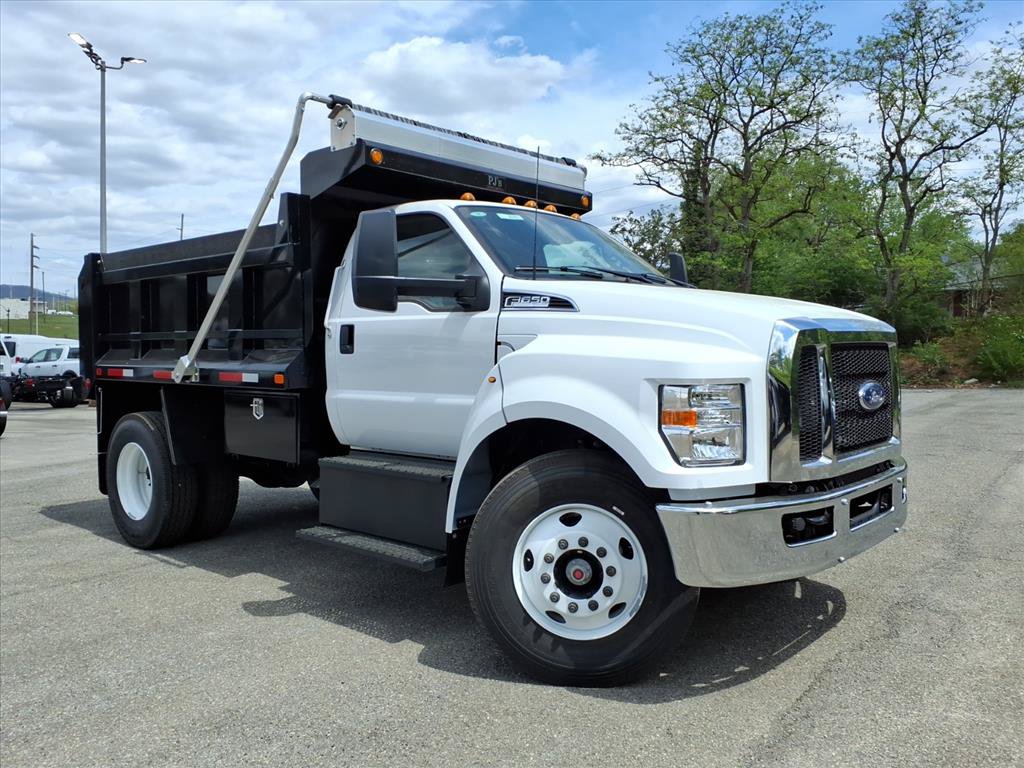 New 2027 Ford F650 2WD Regular Cab Super Duty image 3