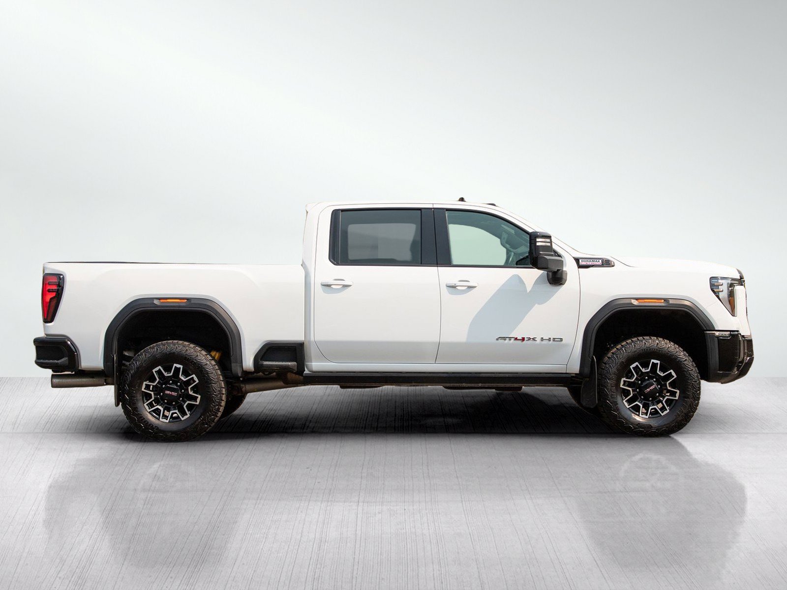 Used 2024 GMC Sierra 2500 AT4X AWD/4WD image 6