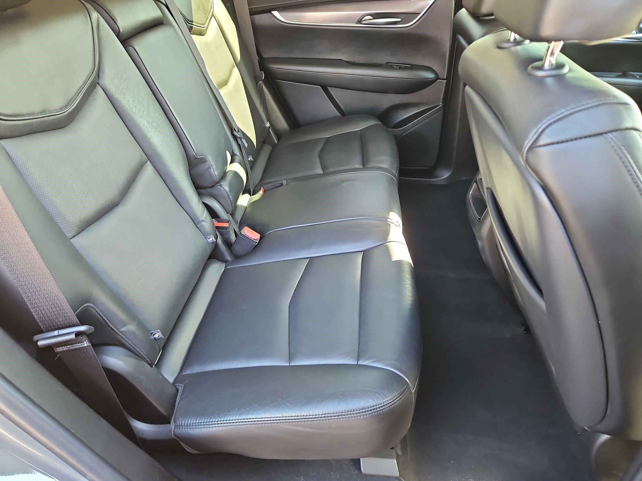 Certified 2018 Cadillac XT5 Luxury AWD/4WD image 27