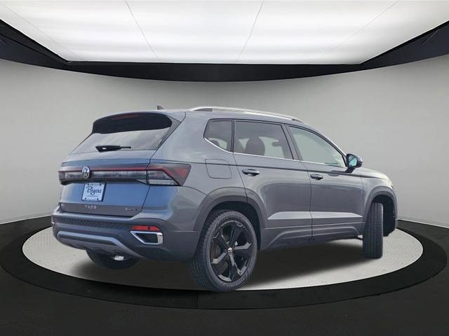 New 2026 Volkswagen Taos SEL image 7