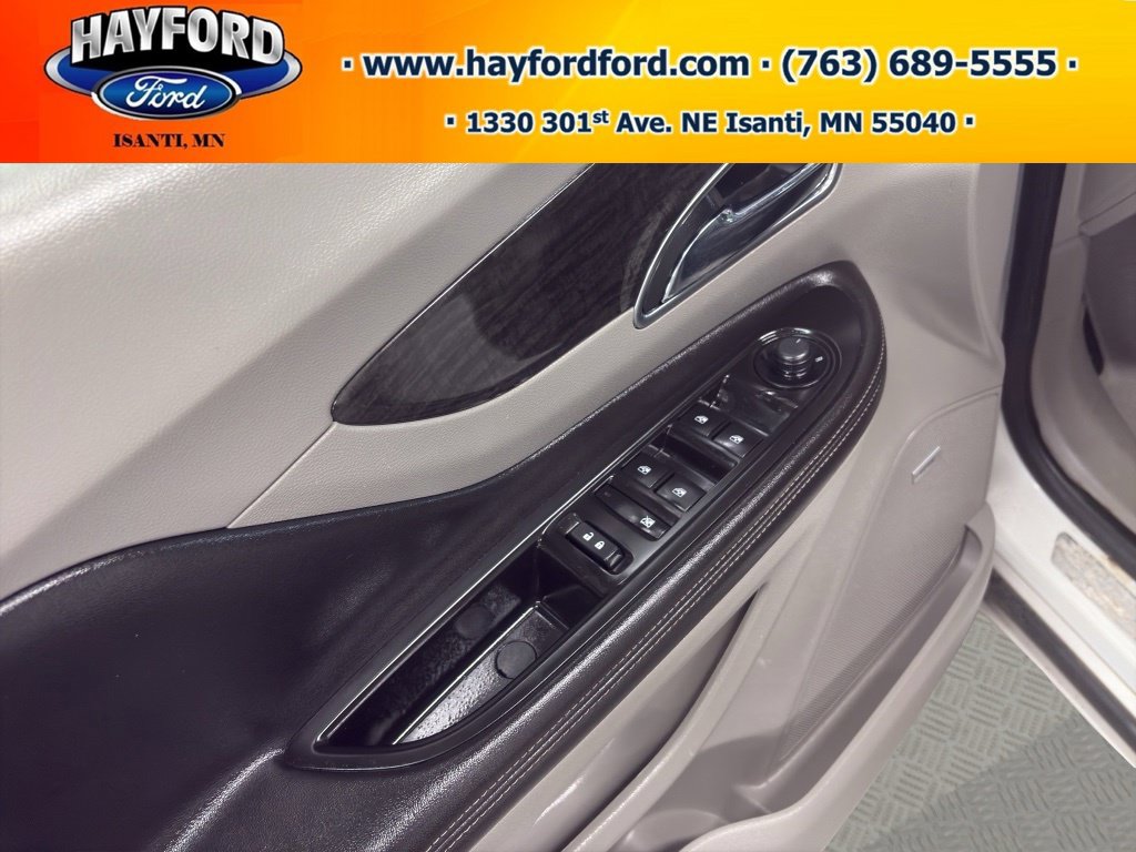 Used 2015 Buick Encore Premium w/ Experience Buick Package FWD image 13