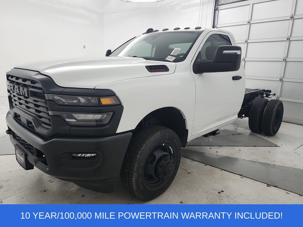 New 2026 RAM 3500 Tradesman AWD/4WD image 4