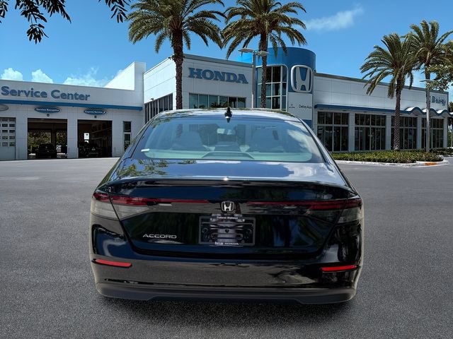 Used 2023 Honda Accord LX image 7
