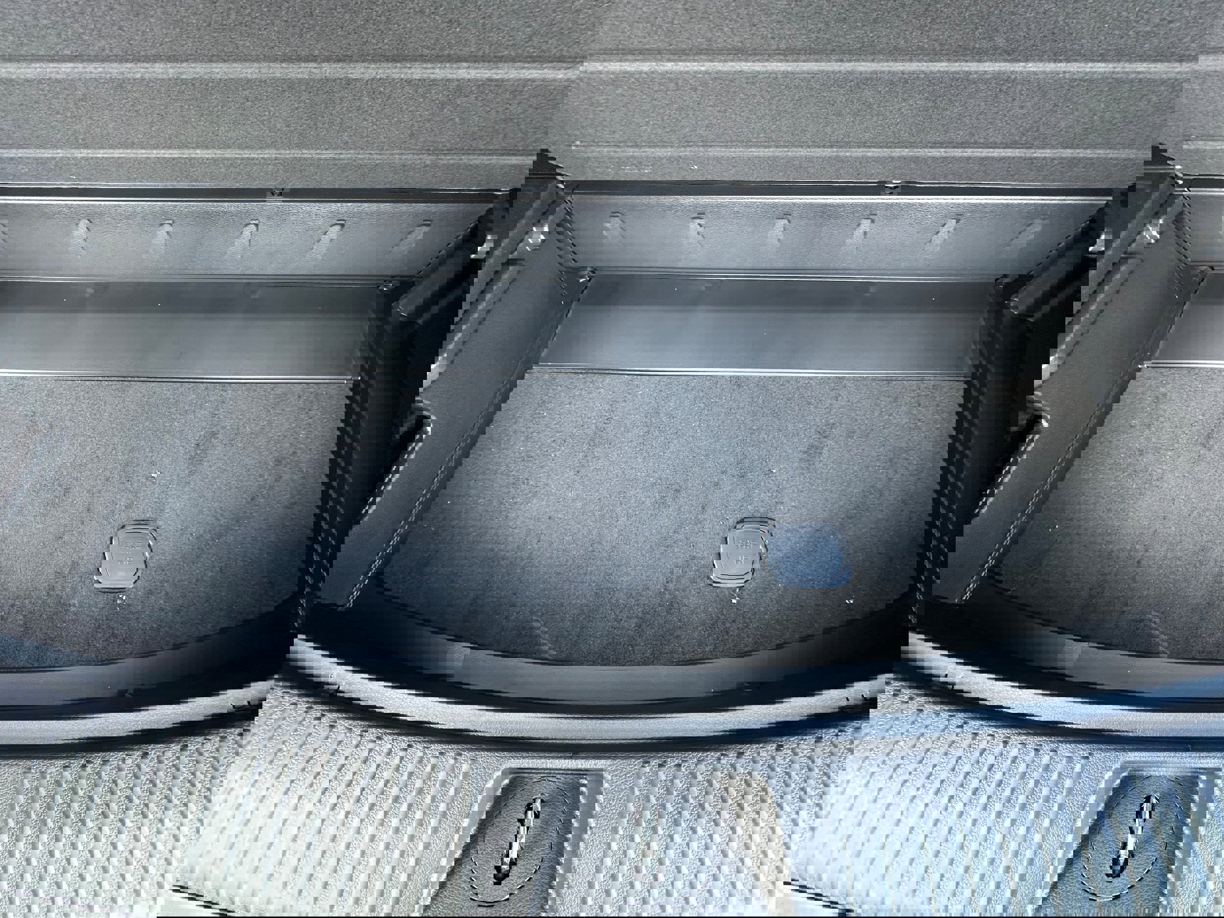 New 2025 Kia Telluride S image 14