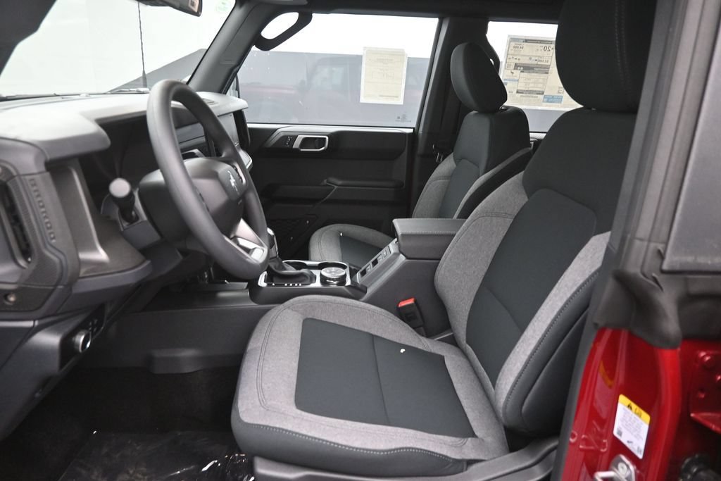New 2026 Ford Bronco 4-Door AWD/4WD image 18