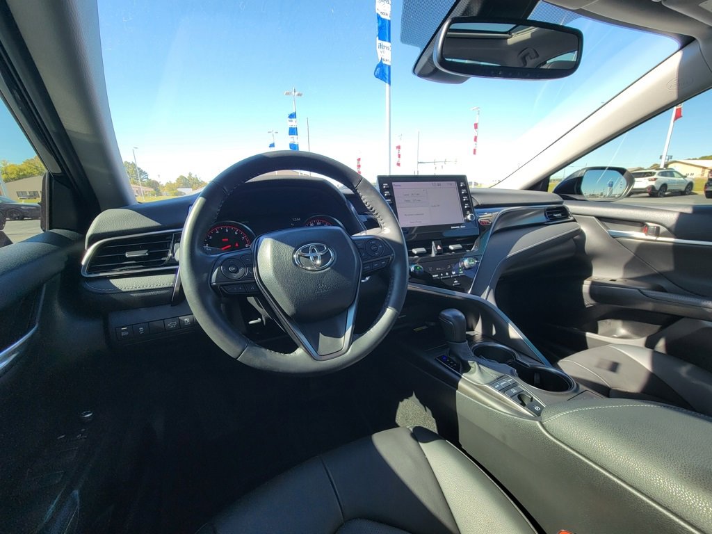 Used 2023 Toyota Camry XSE image 26