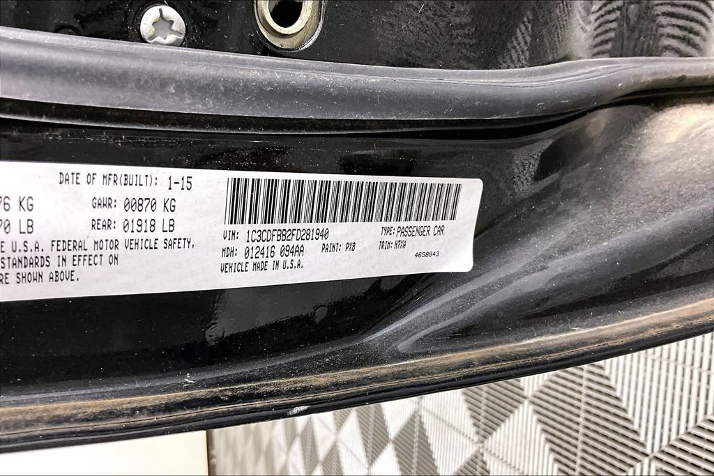 Used 2015 Dodge Dart SXT w/ Sun/Sound Group FWD image 3