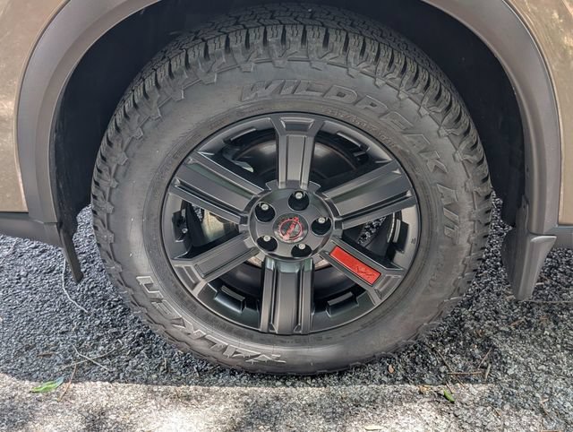 Used 2025 Nissan Rogue SV AWD/4WD image 11