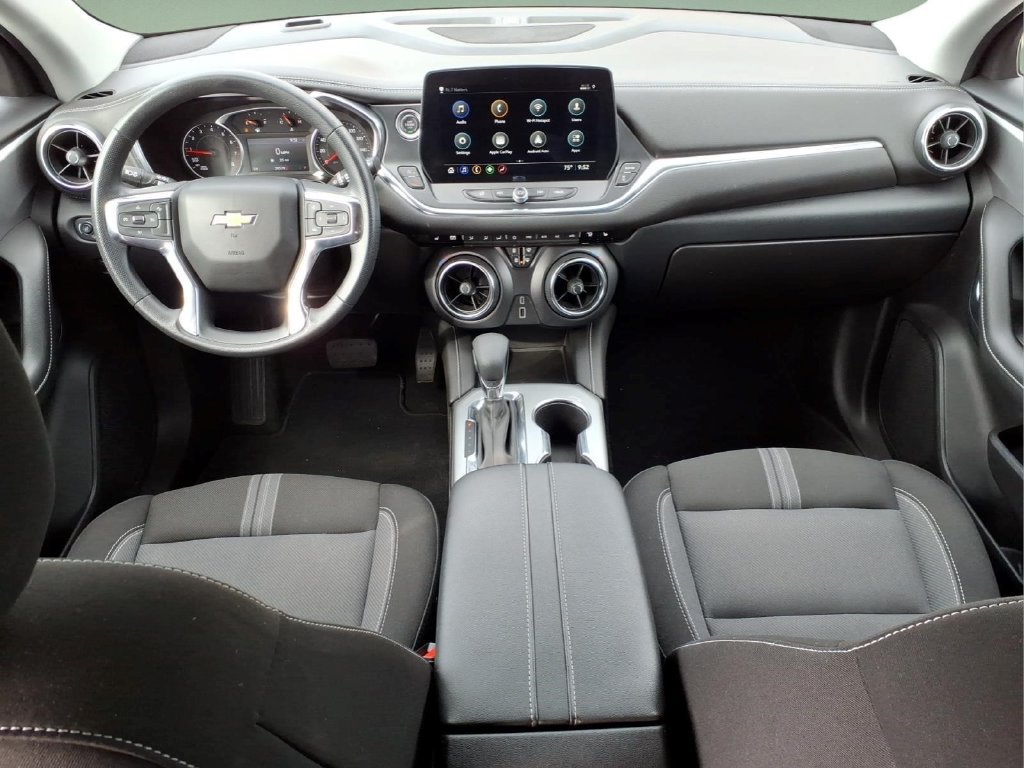 Certified 2025 Chevrolet Blazer LT w/ Driver Confidence Package FWD image 18