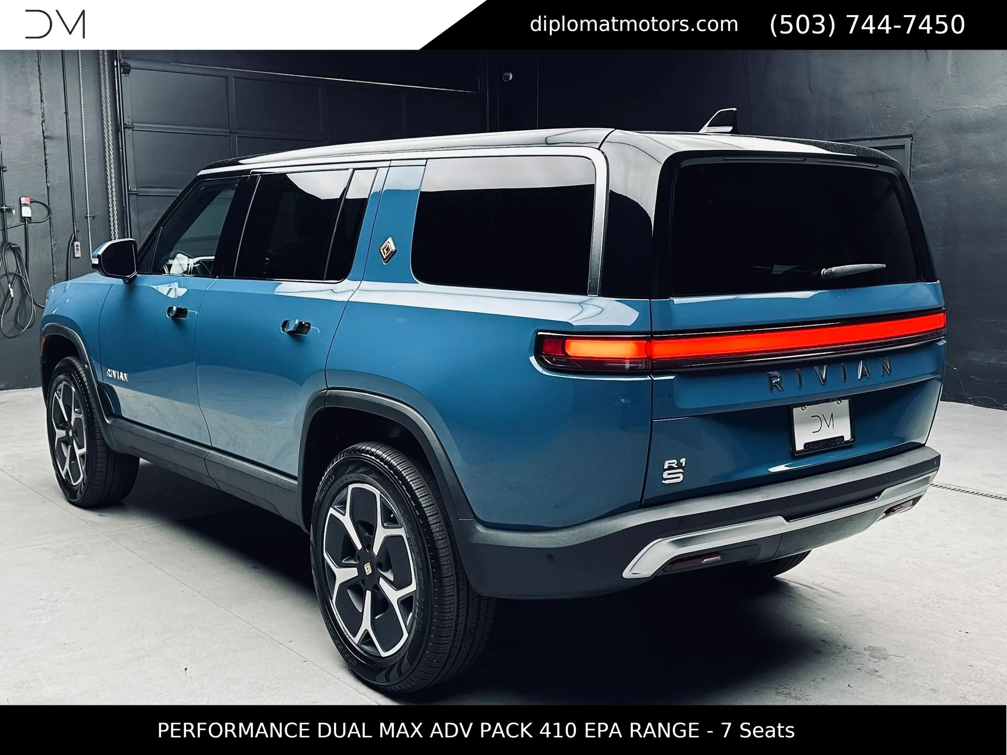 Used 2024 Rivian R1S Adventure image 5