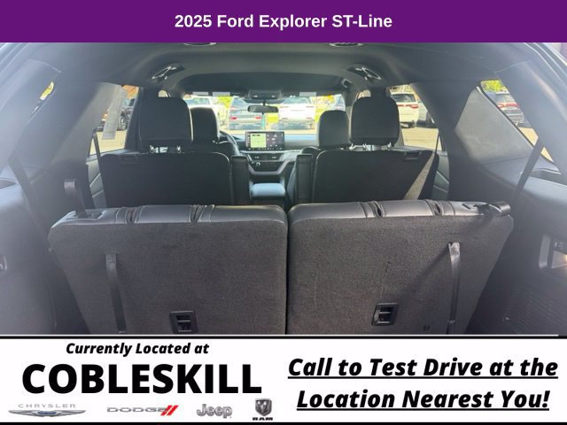 Used 2025 Ford Explorer ST-Line AWD/4WD image 10