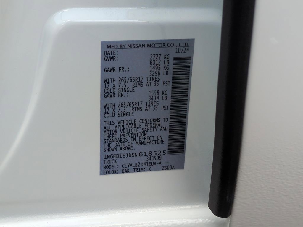 Used 2025 Nissan Frontier SV image 26