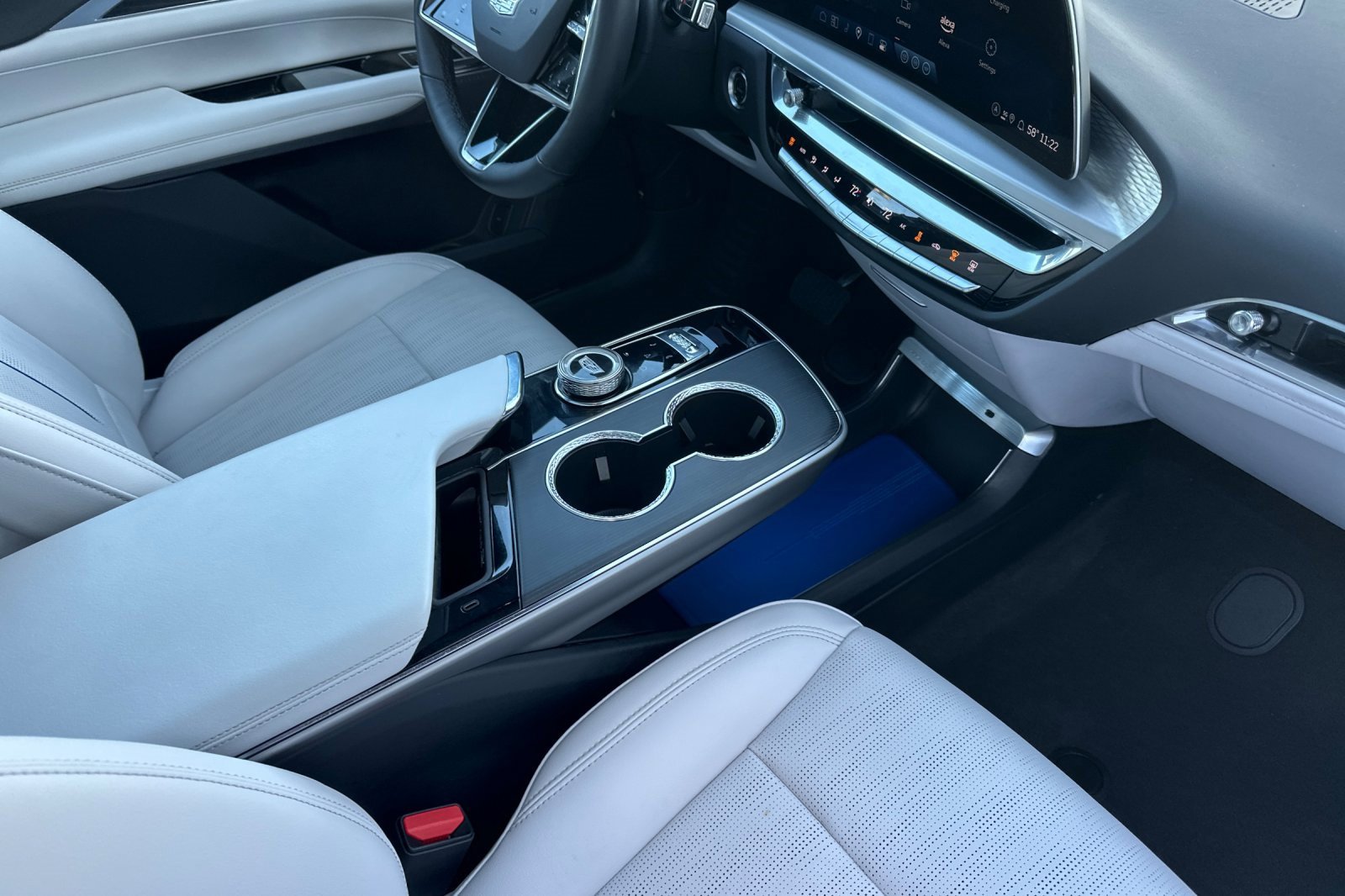 Certified 2025 Cadillac Lyriq Luxury image 18