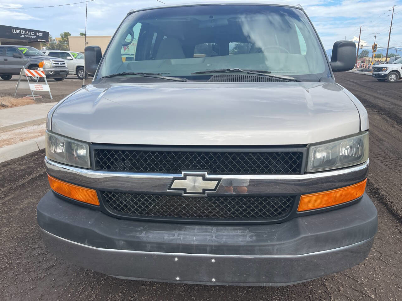 Used 2008 Chevrolet Express 1500 Passenger w/ LT Preferred Equipment Group image 8