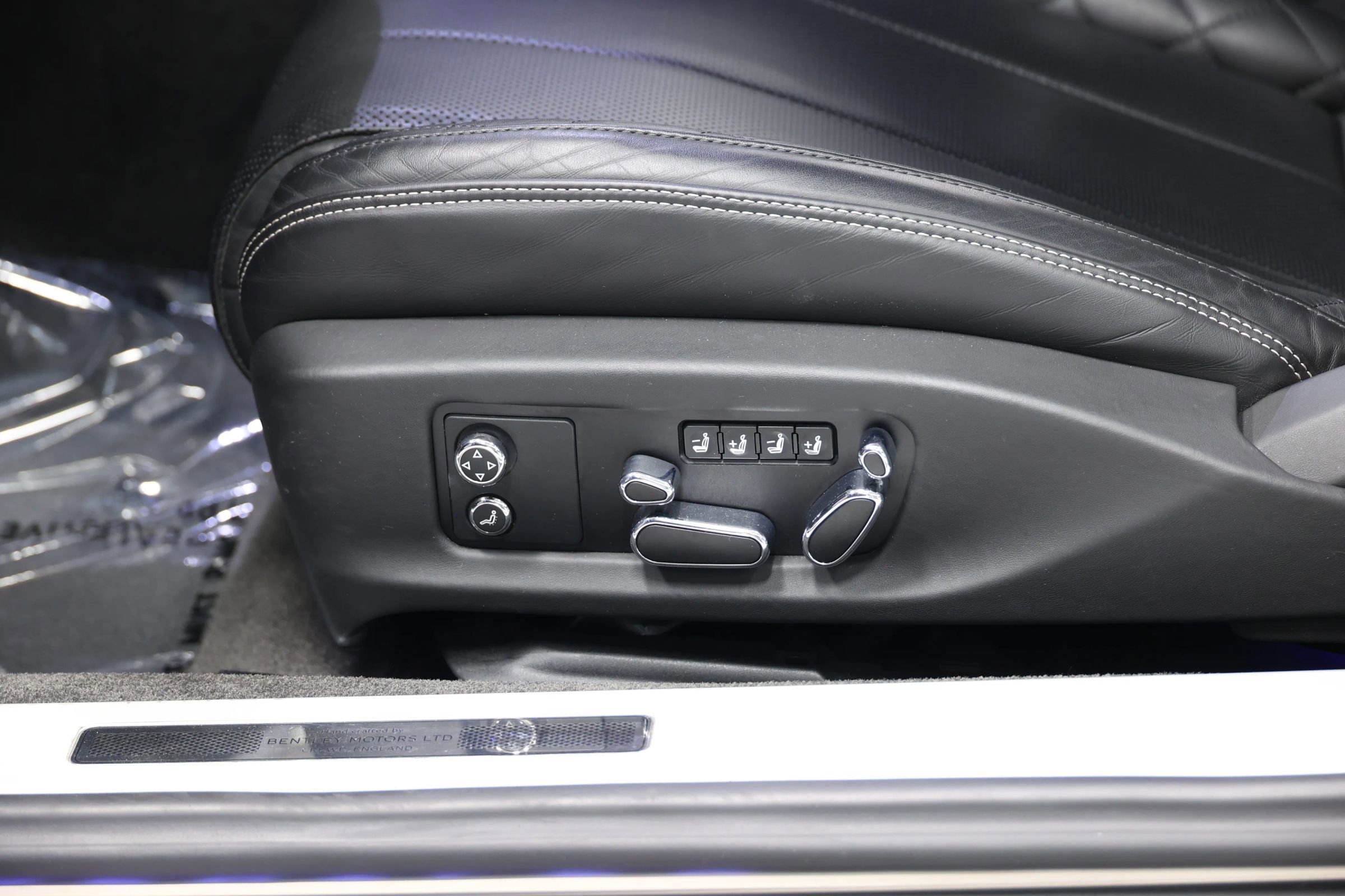 Used 2020 Bentley Continental GT image 17