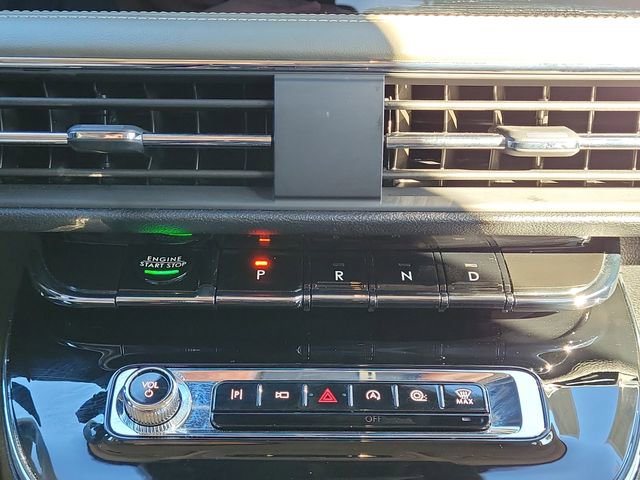 Certified 2024 Lincoln Corsair FWD image 19