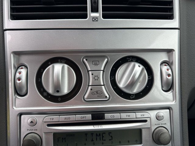 Used 2004 Chrysler Crossfire Coupe image 16