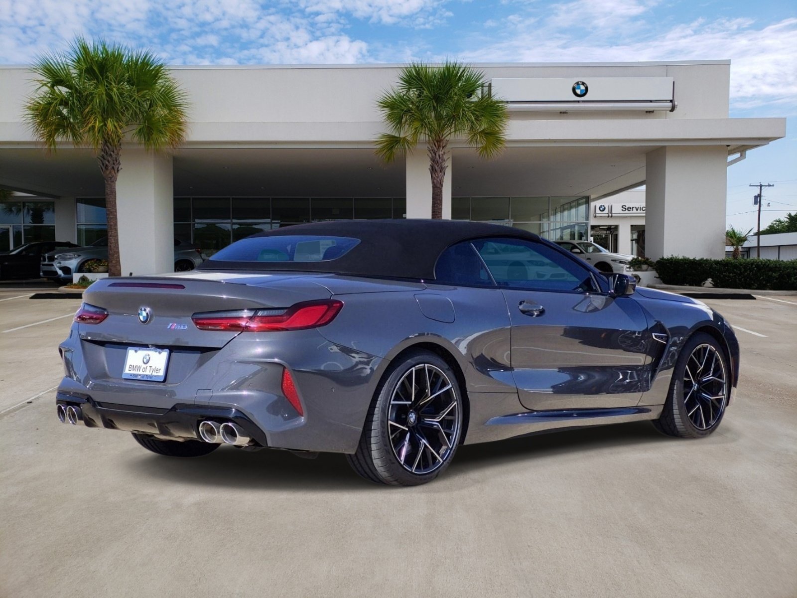 Used 2020 BMW M8 Convertible AWD/4WD image 6