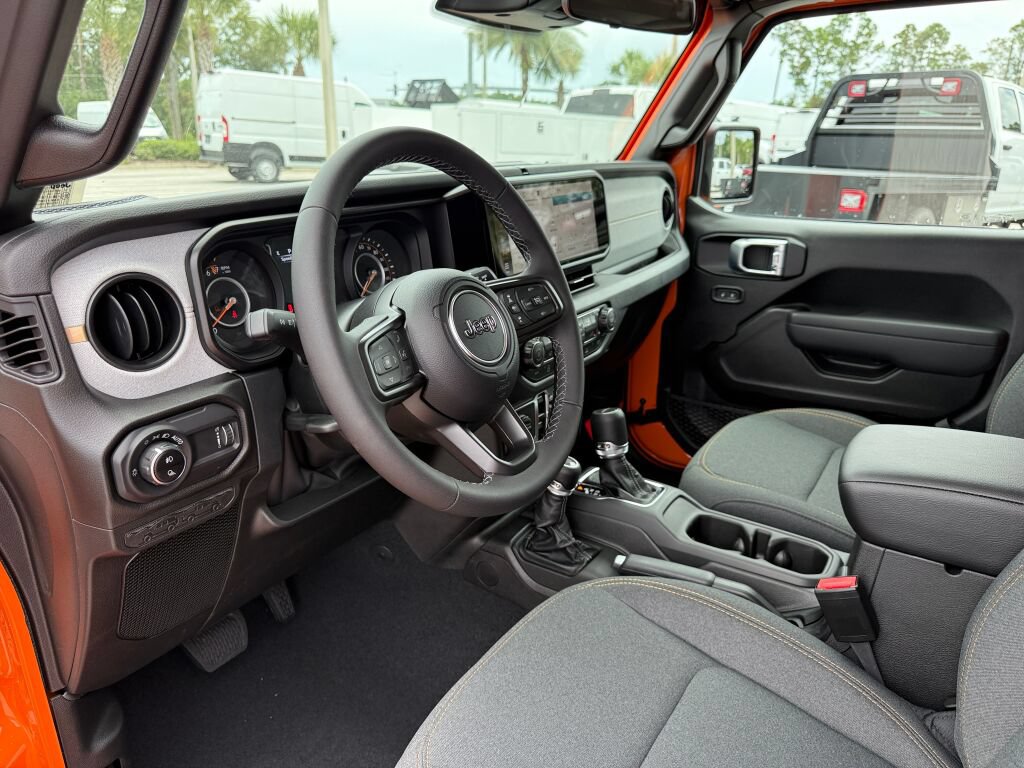 New 2026 Jeep Gladiator Sport AWD/4WD image 21