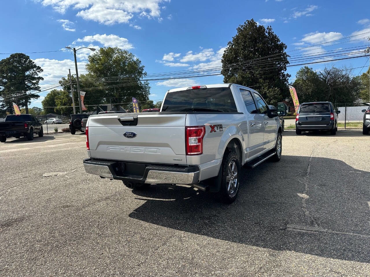Used 2018 Ford F150 XLT w/ XTR Package image 13