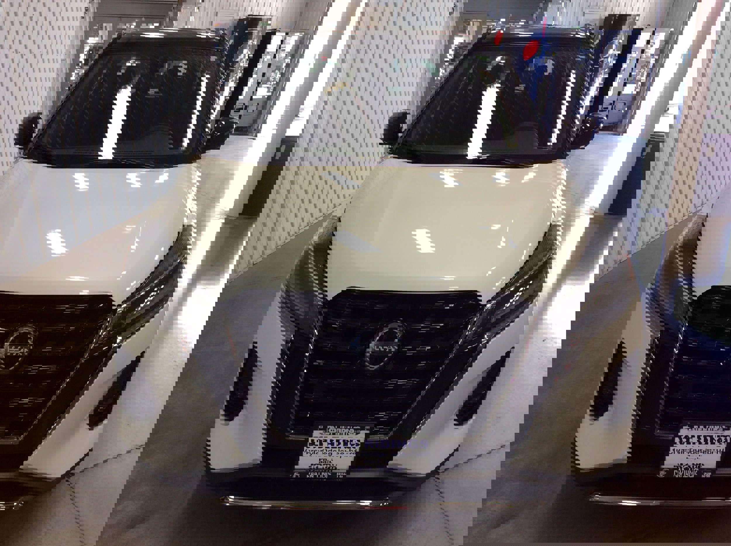 Used 2024 Nissan Kicks SR image 7