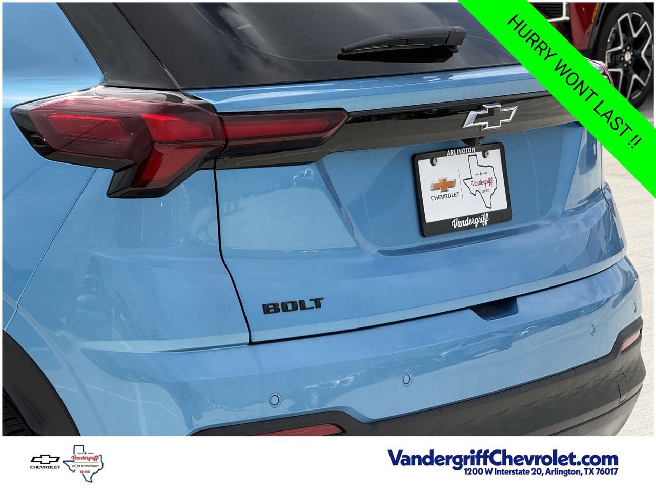 New 2027 Chevrolet Bolt LT w/ Comfort Package FWD image 6