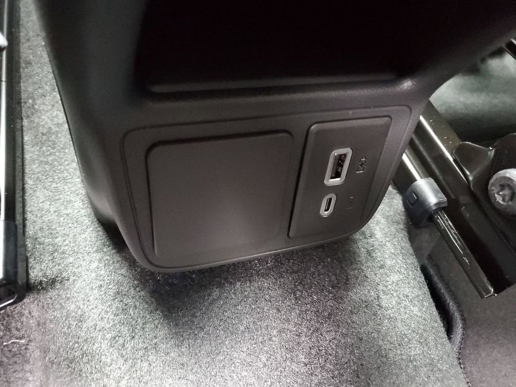 New 2025 Buick Encore GX Sport Touring w/ Advanced Technology Package image 21