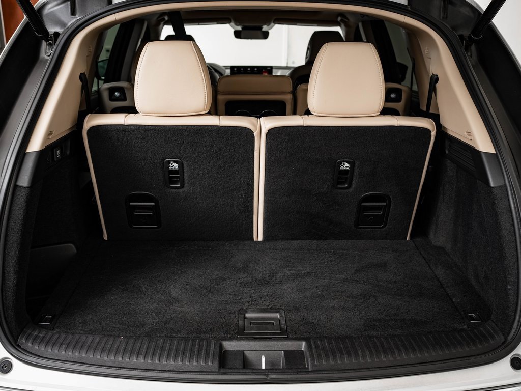 Certified 2023 Acura MDX FWD w/ Technology Package image 20