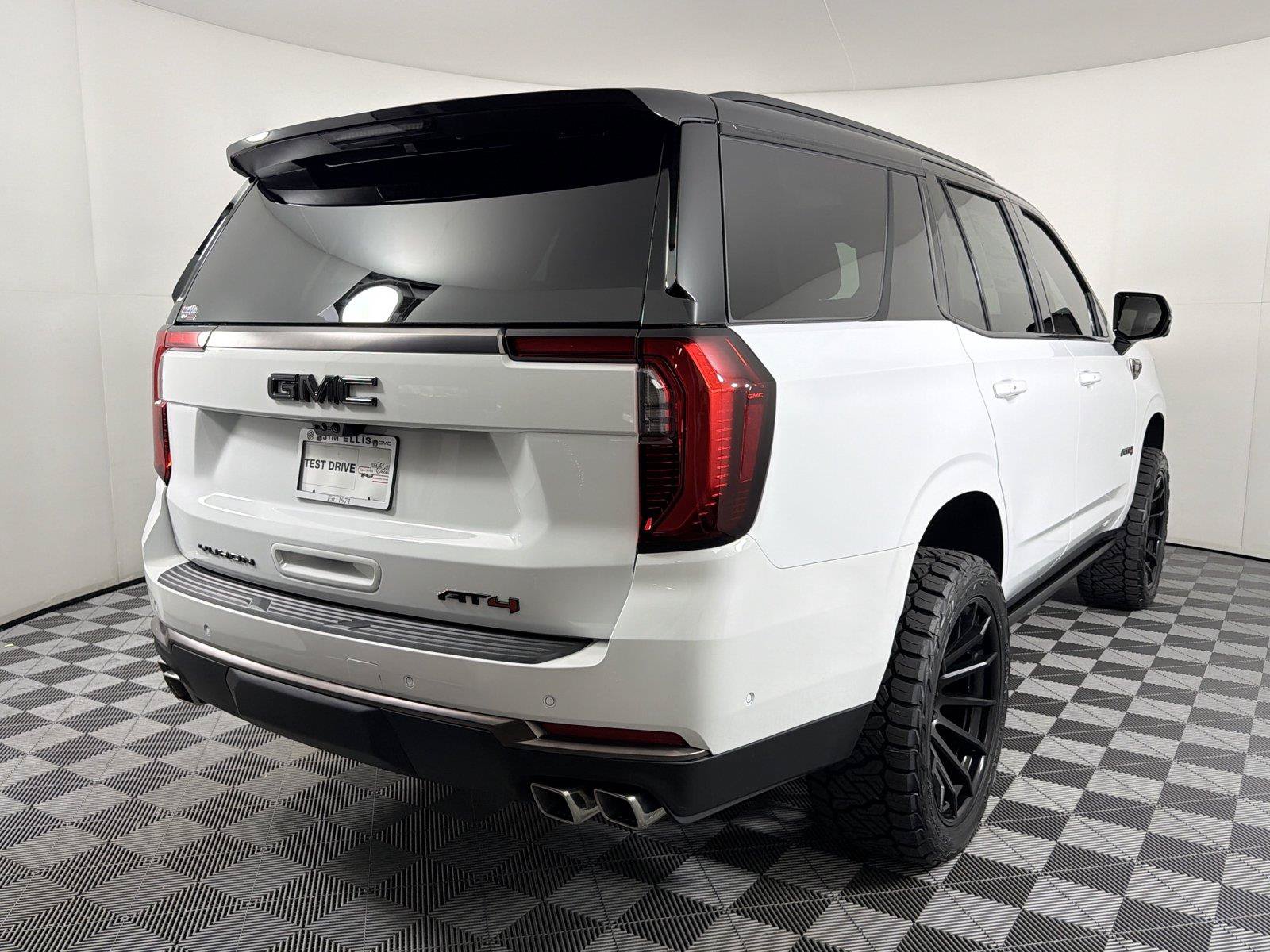 New 2026 GMC Yukon AT4 Ultimate AWD/4WD image 6