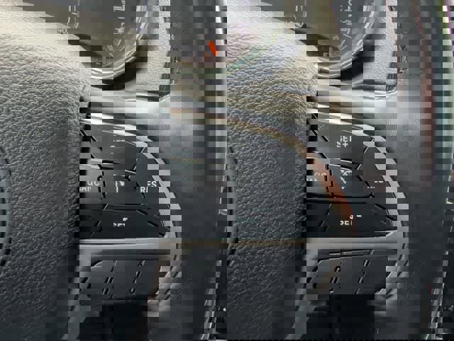 Used 2021 Jeep Grand Cherokee Laredo X image 23