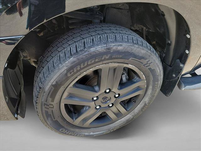Used 2013 Toyota Tundra Limited w/ Memory Pkg AWD/4WD image 10