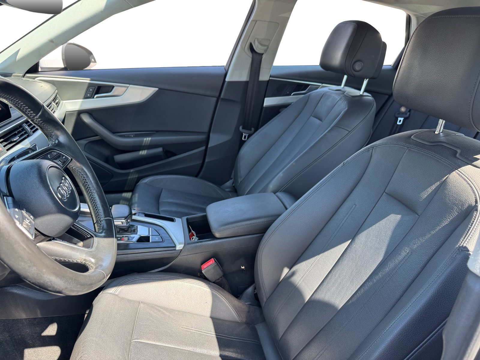 Used 2017 Audi A4 2.0T Premium w/ Audi MMI Navigation Plus FWD image 9